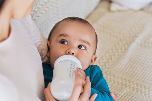 Baby Feeding Chart: A Feeding Schedule for Baby’s 1st Year
