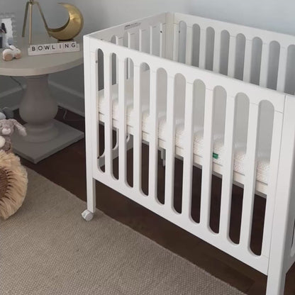 Newton Galileo Mini Crib with Newton Mattress